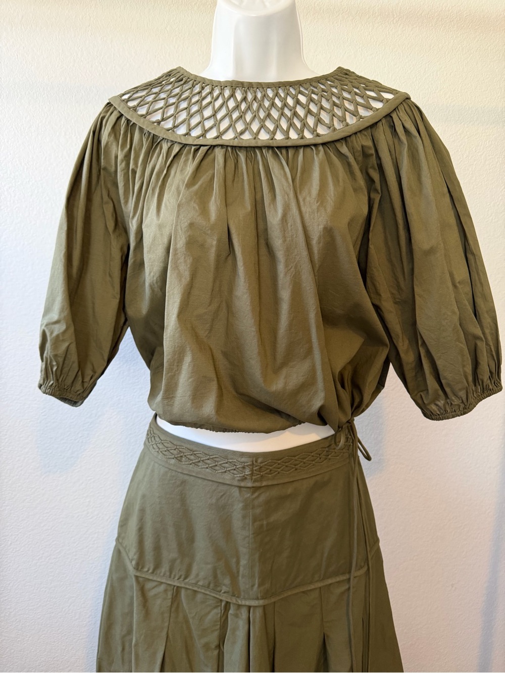 Merlette Set Bonnier Blouse and Lynnton Pleated Midi Skirt Olive Green Size 8/M - Picture 3 of 15